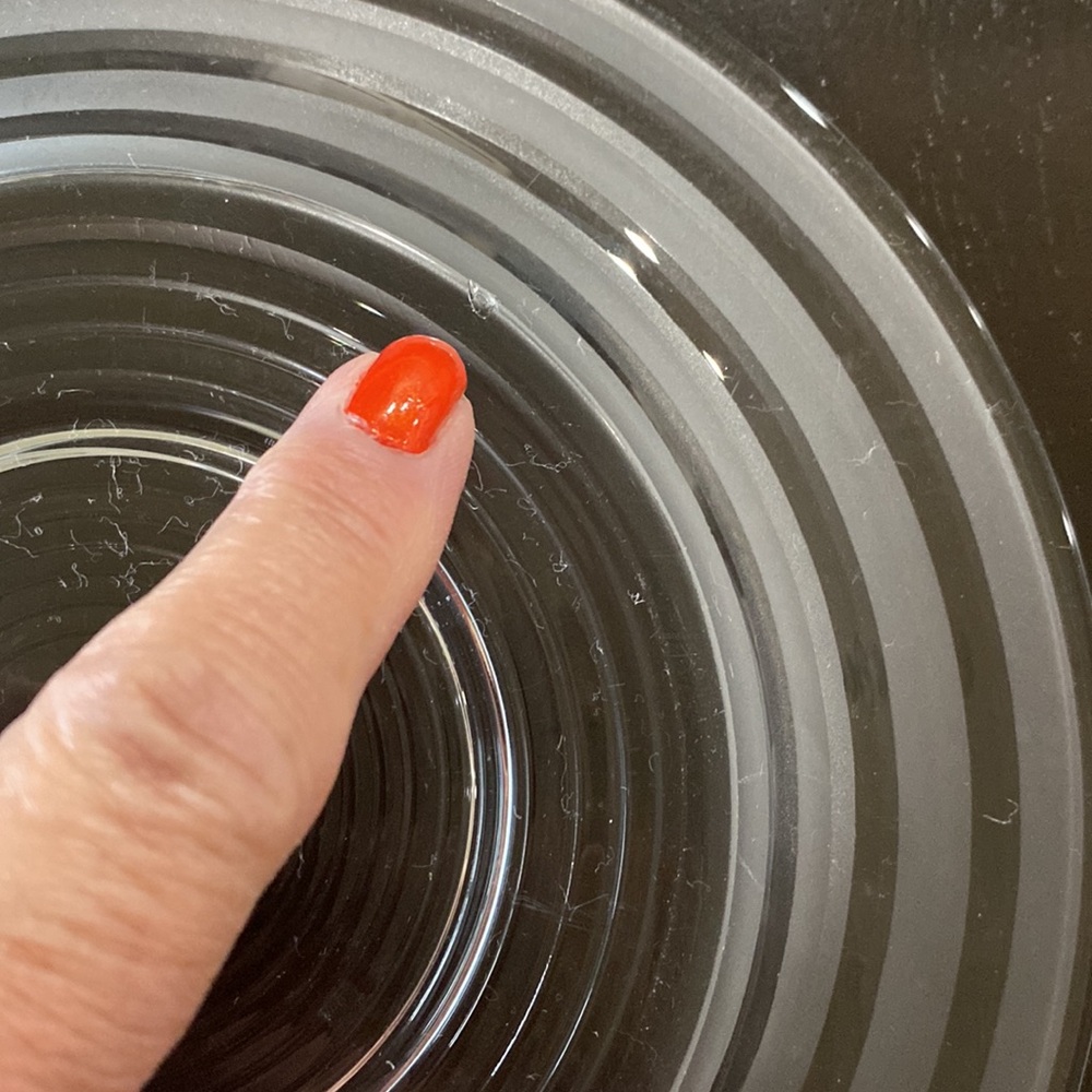 Vintage 8” Clear Glass Ribbed Plate! - Picture 3 of 4